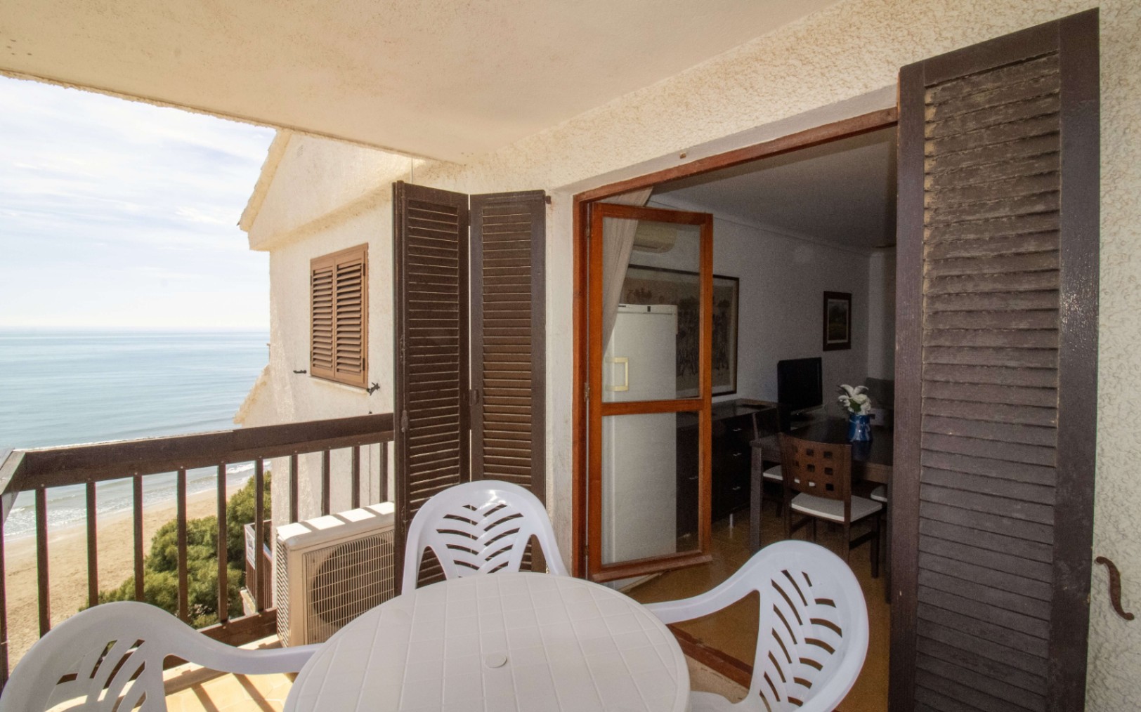 APALQVISTA - ¡Ático exclusivo en PRIMERA LÍNEA Playa del Cargador, Alcossebre! 
