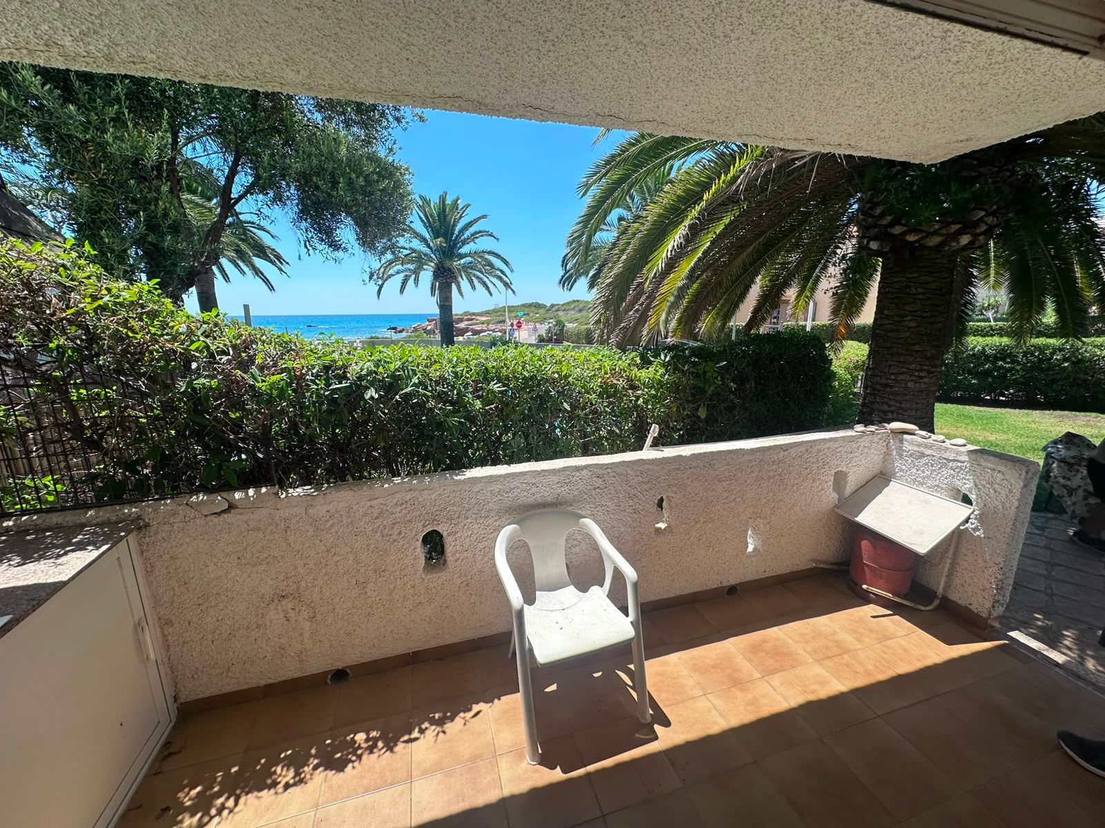 APPROPLM08 - APARTAMENTO CON JARDÍN PRIVADO FRENTE AL MAR
