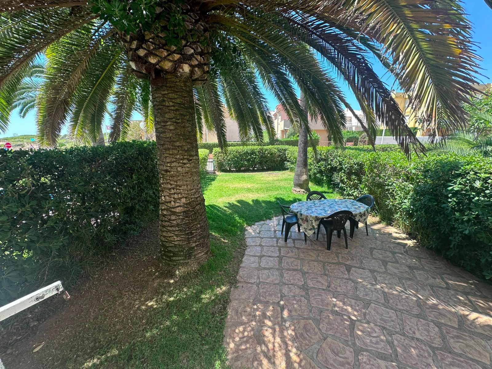 APPROPLM08 - APARTAMENTO CON JARDÍN PRIVADO FRENTE AL MAR