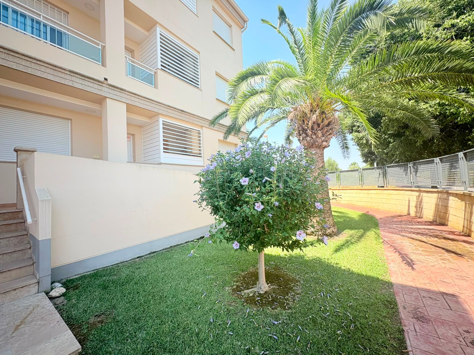APARTAMENTO MODERNO A 500M DEL MAR