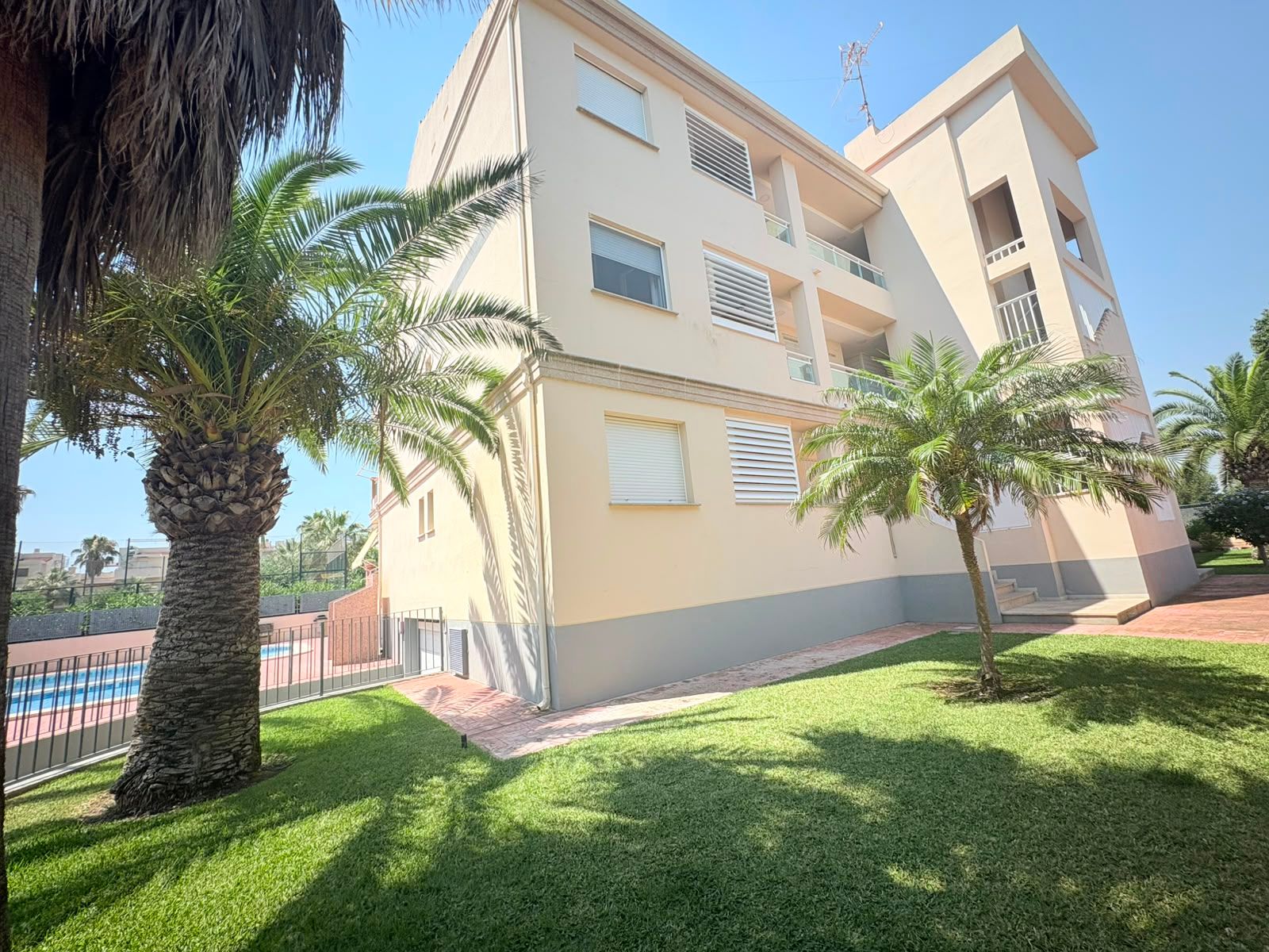 APARTAMENTO MODERNO A 500M DEL MAR