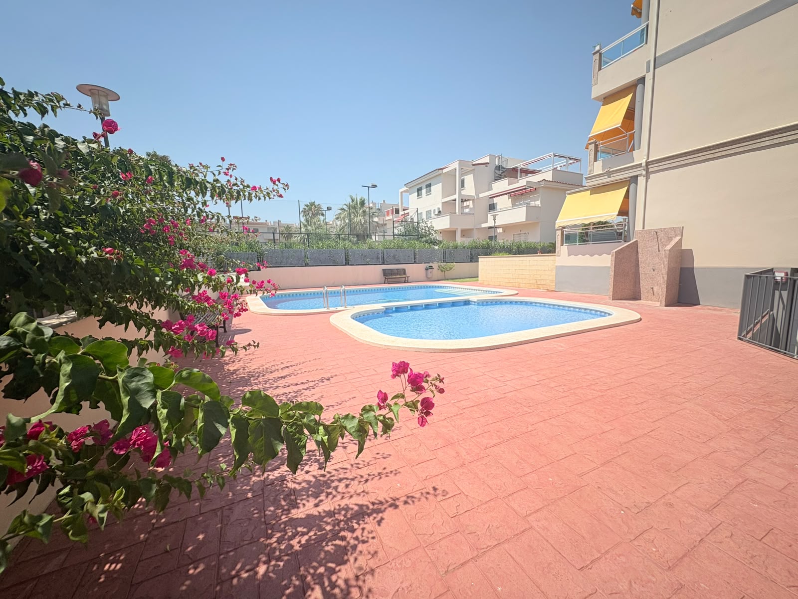 APARTAMENTO MODERNO A 500M DEL MAR