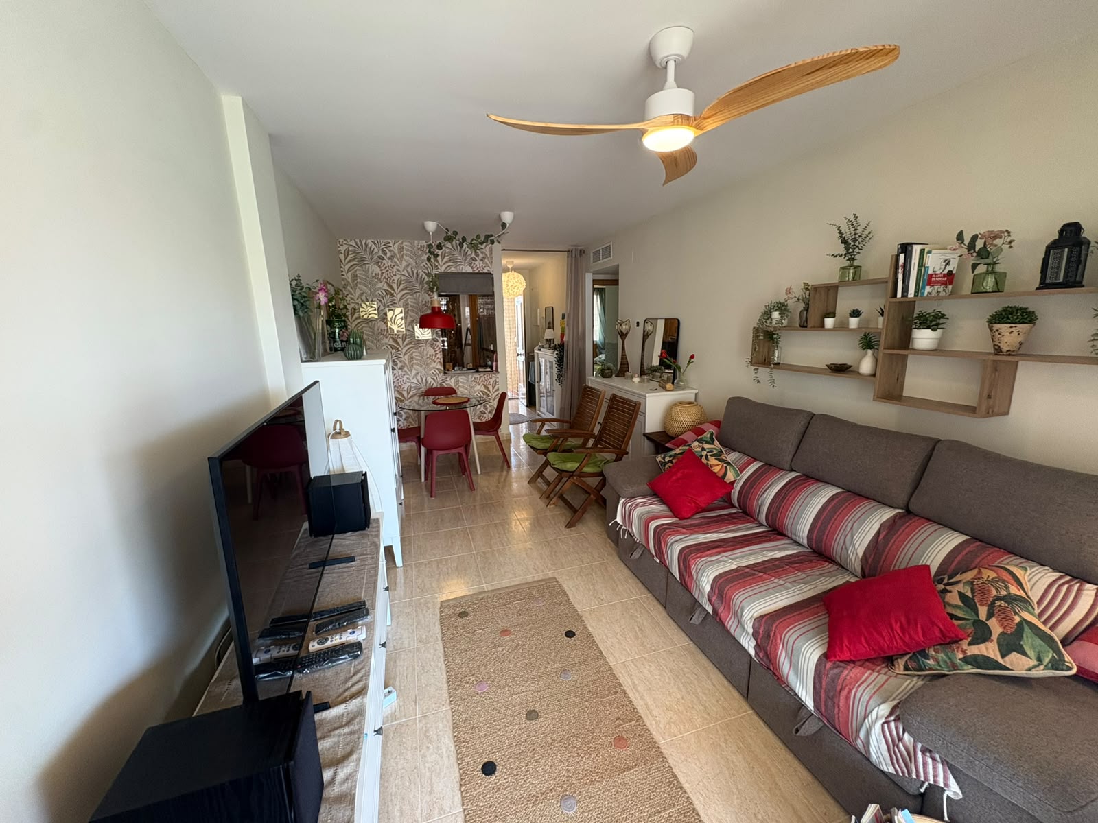 APARTAMENTO MODERNO A 500M DEL MAR