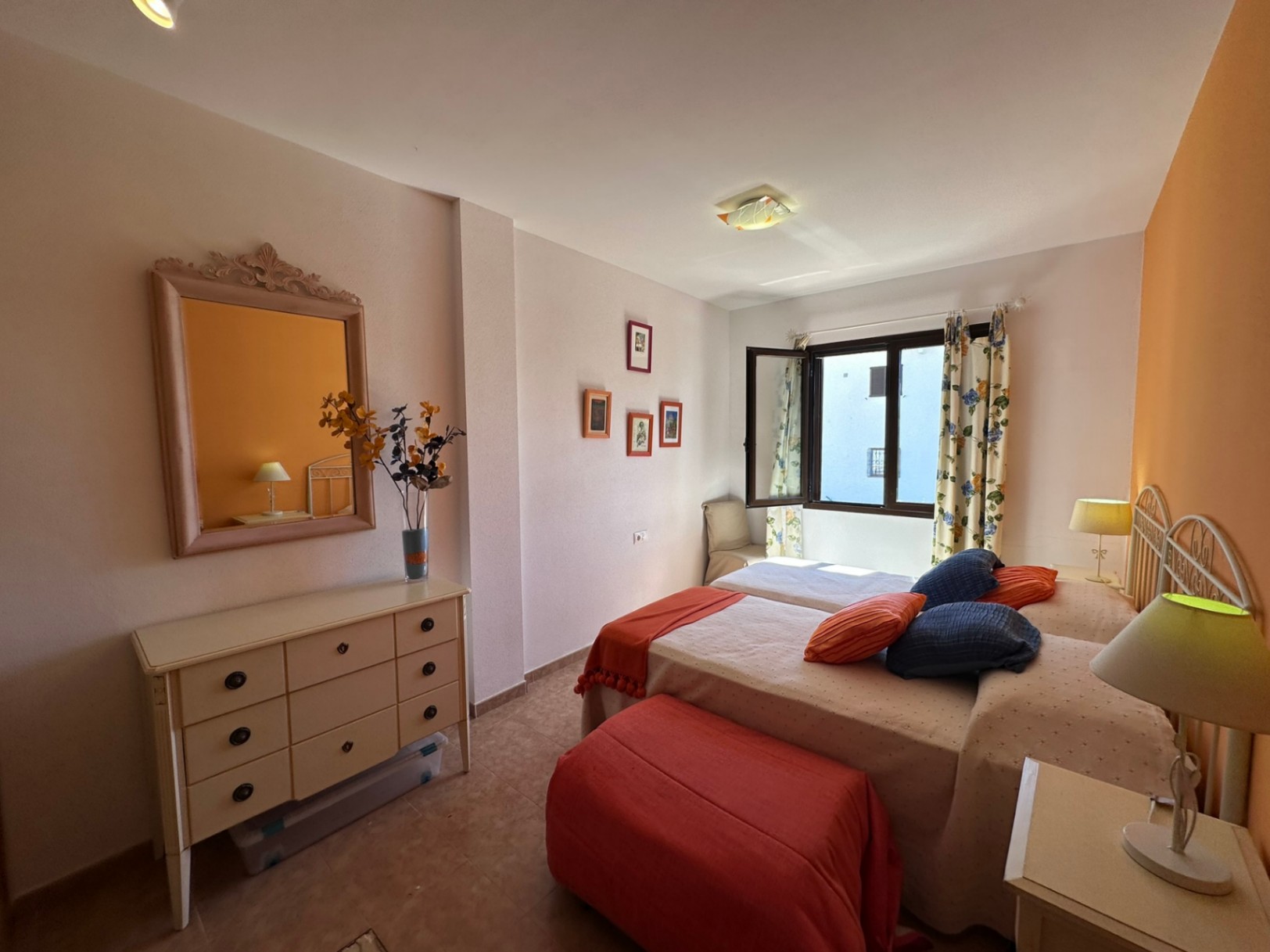 AD2132 - MAISON MITOYENNE PLAGE CARGADOR