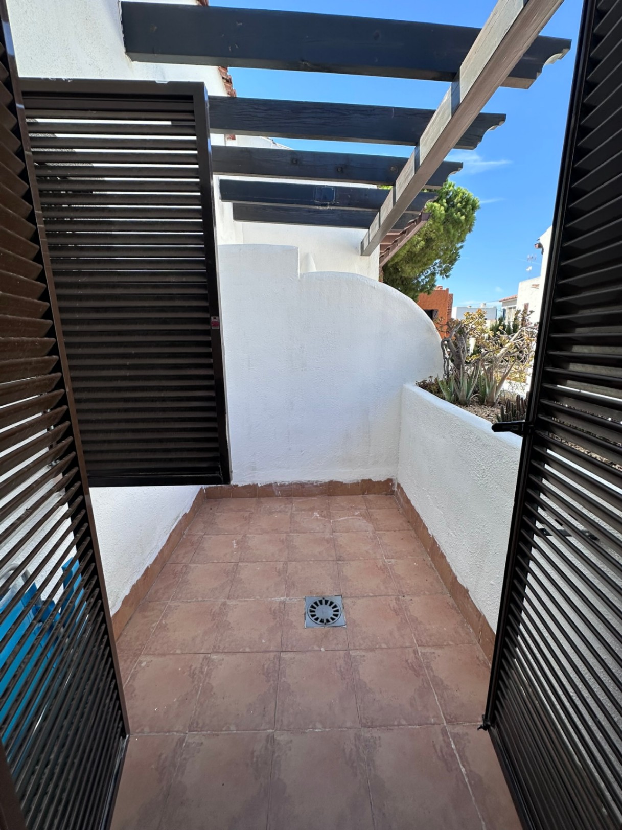 AD2132 - MAISON MITOYENNE PLAGE CARGADOR