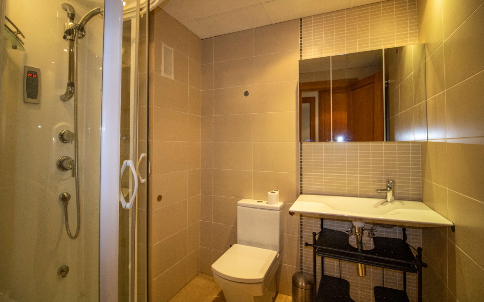 AP07ALQ - APARTAMENTO LUJOSO EN PRIMERA LÍNEA DE MAR