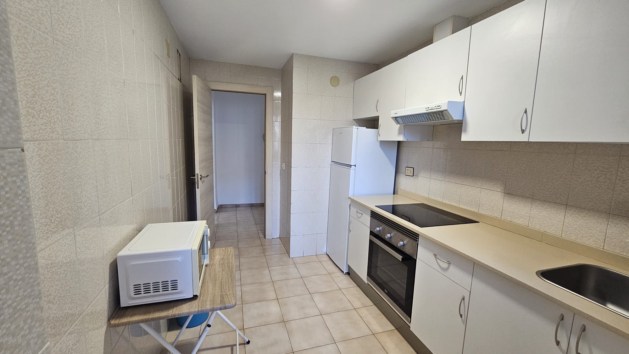 AP0711E - Exclusivo apartamento en el corazón de Alcossebre: luz, amplitud y a un paso del mar