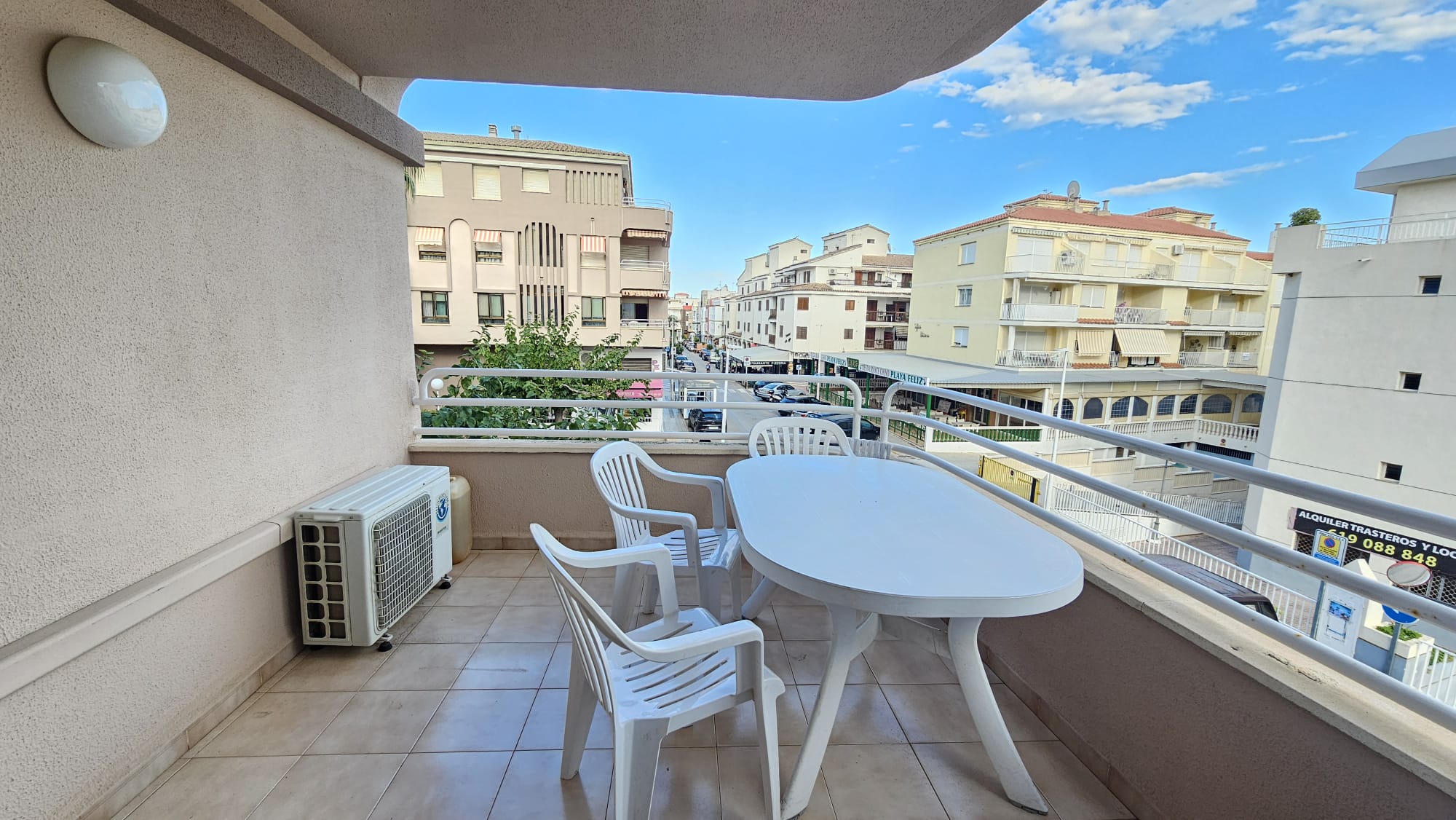 AP0711E - Exclusivo apartamento en el corazón de Alcossebre: luz, amplitud y a un paso del mar