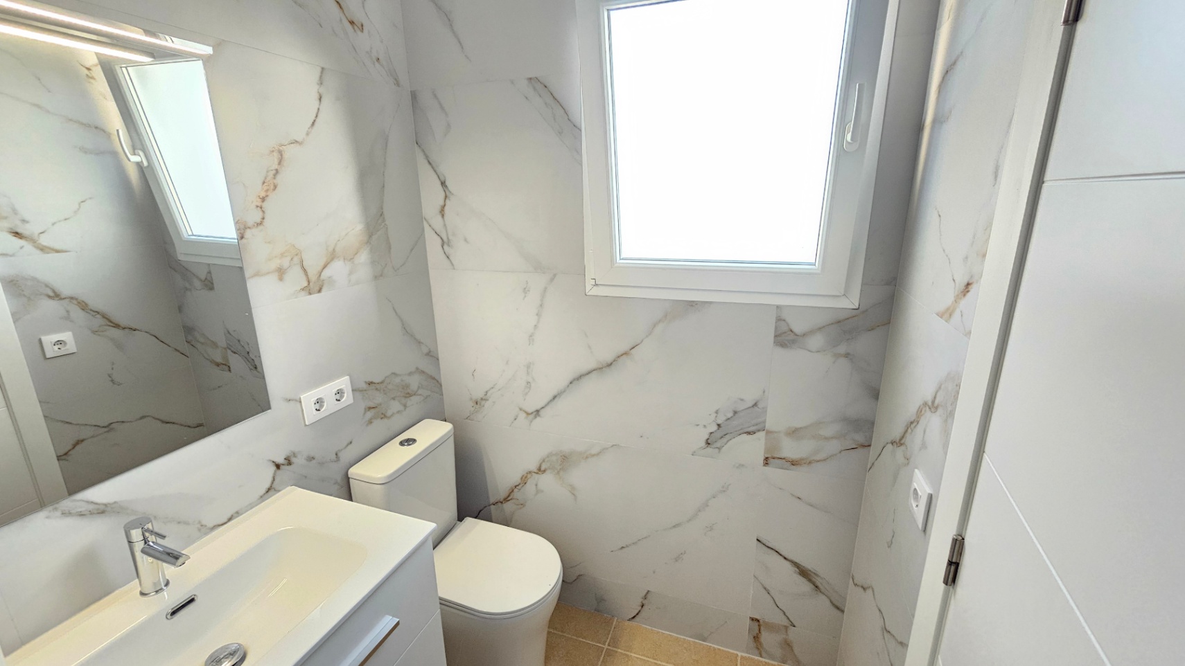 VIPRO9-1 - Chalet Independiente de Obra Nueva a Estrenar en Las Fuentes  – Llave en Mano con Piscina Privada